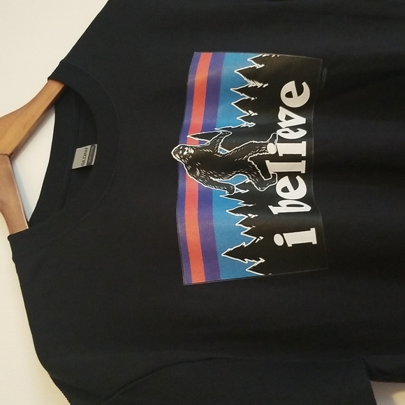Men's graphic t-shirt bigfoot i believe - Picture 2 of 6